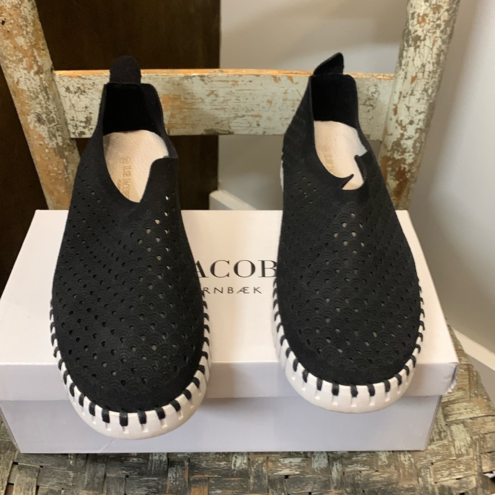 Ilse Jacobsen Tulip Black Flats